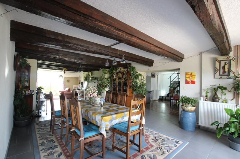 Ferme - 248 m² - 9 pièces