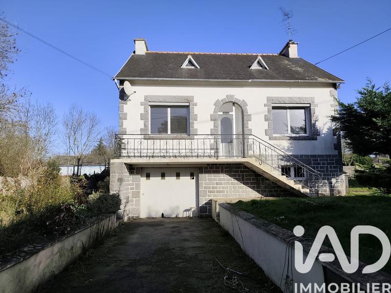 Maison - 99 m² - 5 pièces