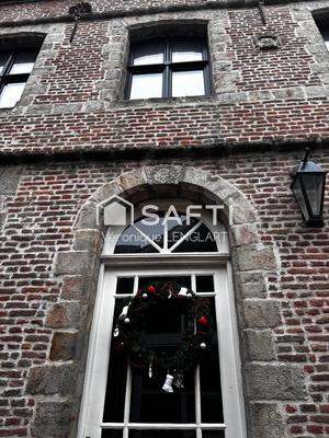 Maison de maîtres - 560 m² - 15 pièces