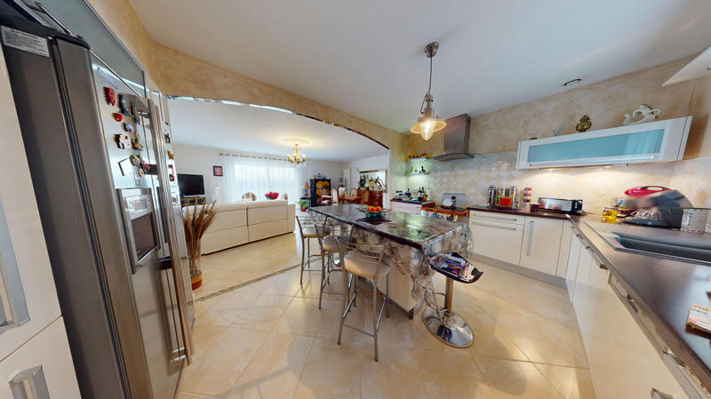 Maison - 118 m² - 4 pièces