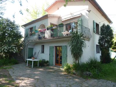 Maison - 136 m² - 7 pièces