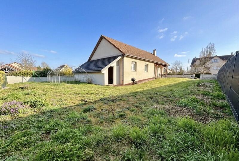 Maison - 100 m² - 5 pièces