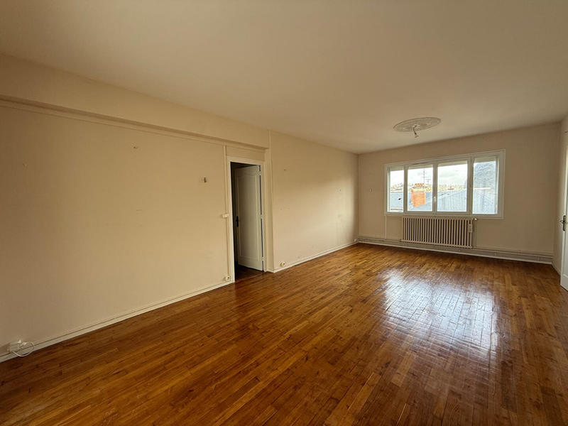 Appartement - 106 m² - 5 pièces