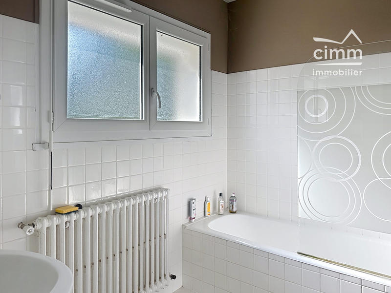 Maison - 135 m² - 6 pièces