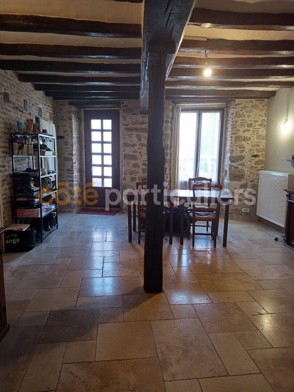 Maison - 210 m² - 10 pièces