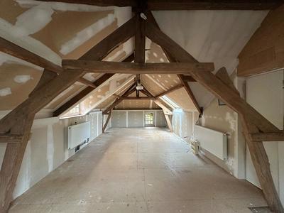 Maison - 143 m² - 6 pièces