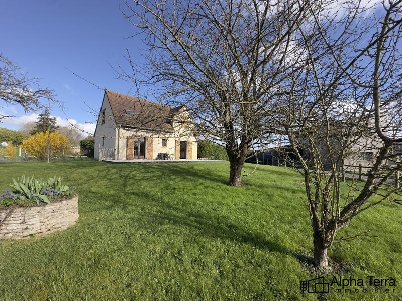 Maison - 95 m² - 5 pièces