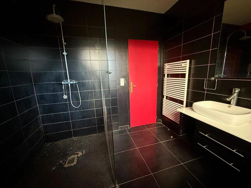 Maison - 170 m² - 7 pièces