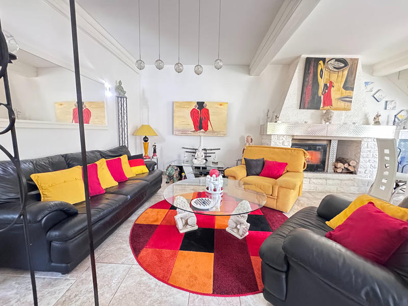 Maison - 166 m² - 7 pièces