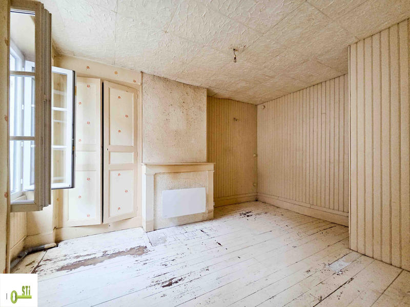 Immeuble - 93 m² - 4 pièces