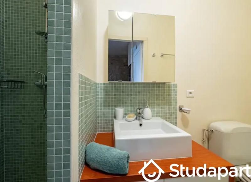 Chambre - 12 m² - 1 pièce