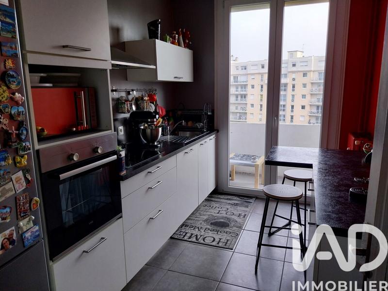 Appartement - 101 m² - 5 pièces