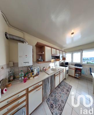 Appartement - 93 m² - 5 pièces