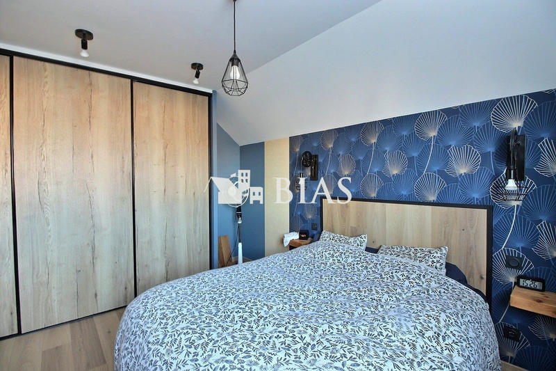 Maison - 101 m² - 5 pièces