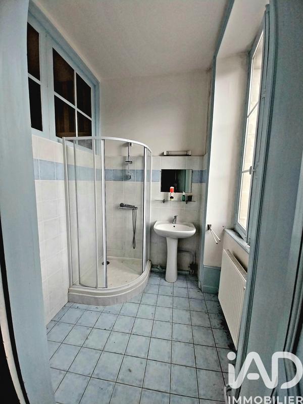 Maison - 181 m² - 7 pièces