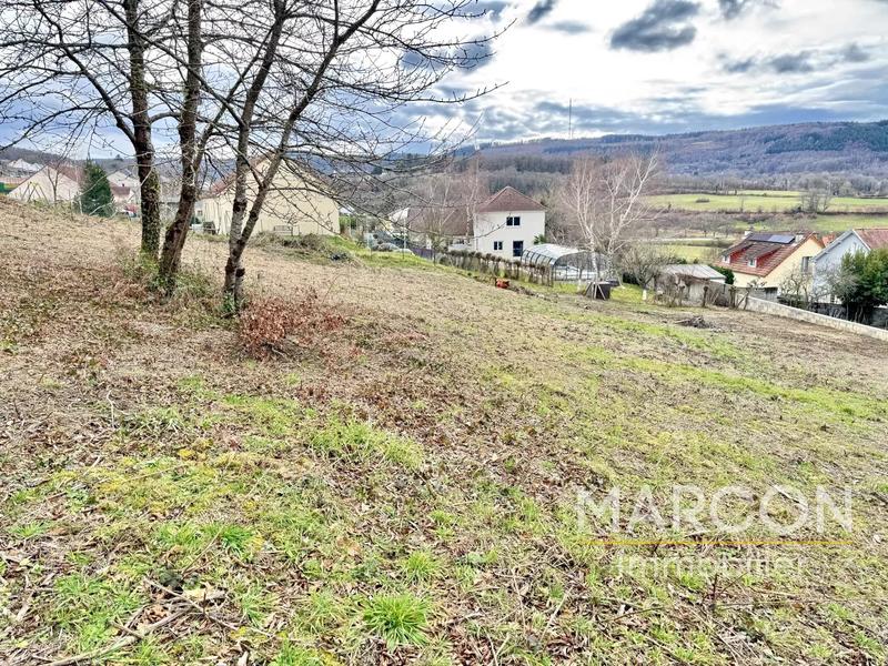 Terrain constructible - 1 516 m²
