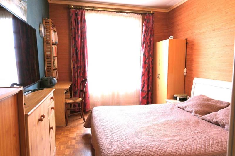 Maison - 181 m² - 7 pièces