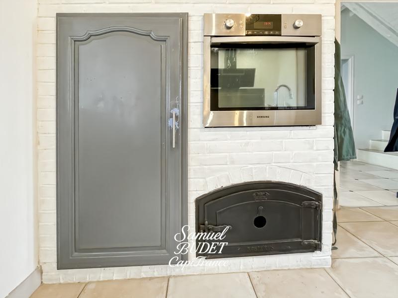 Maison - 245 m² - 7 pièces