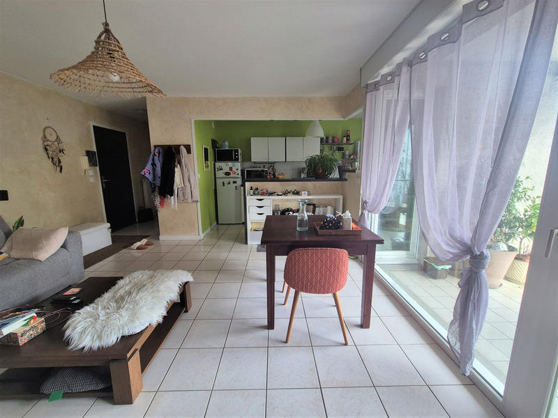 Appartement - 70 m² - 3 pièces