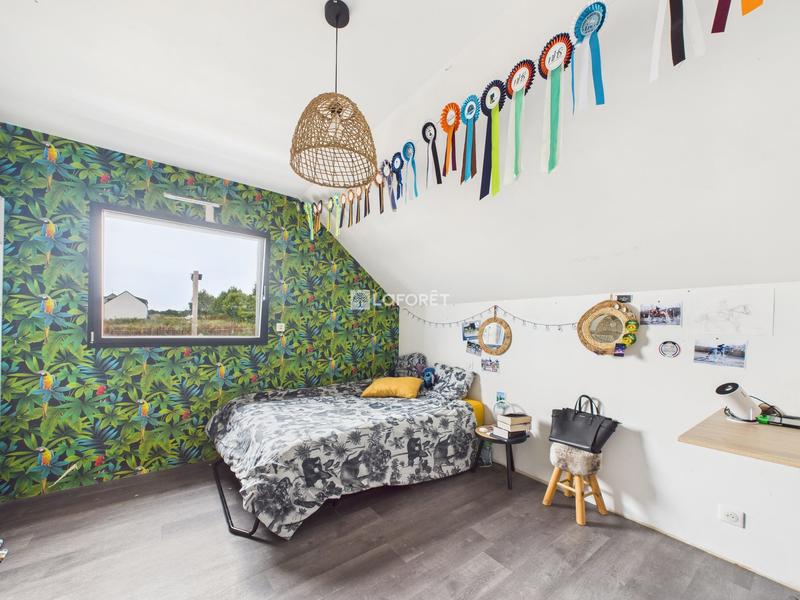 Maison - 167 m² - 6 pièces