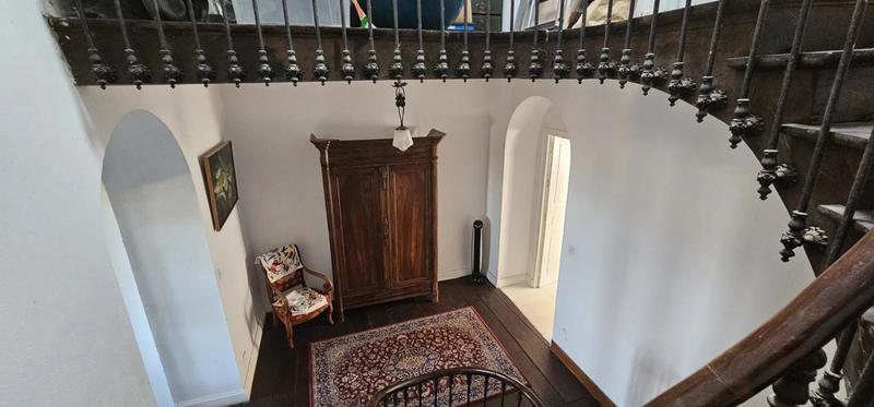 Hôtel particulier - 240 m² - 5 pièces