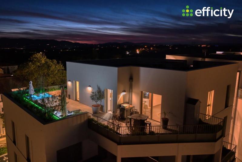 Appartement - 100 m² - 4 pièces