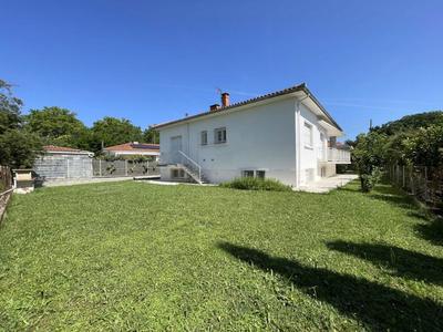 Maison - 140 m² - 4 pièces