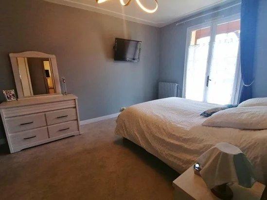 Maison - 157 m² - 5 pièces