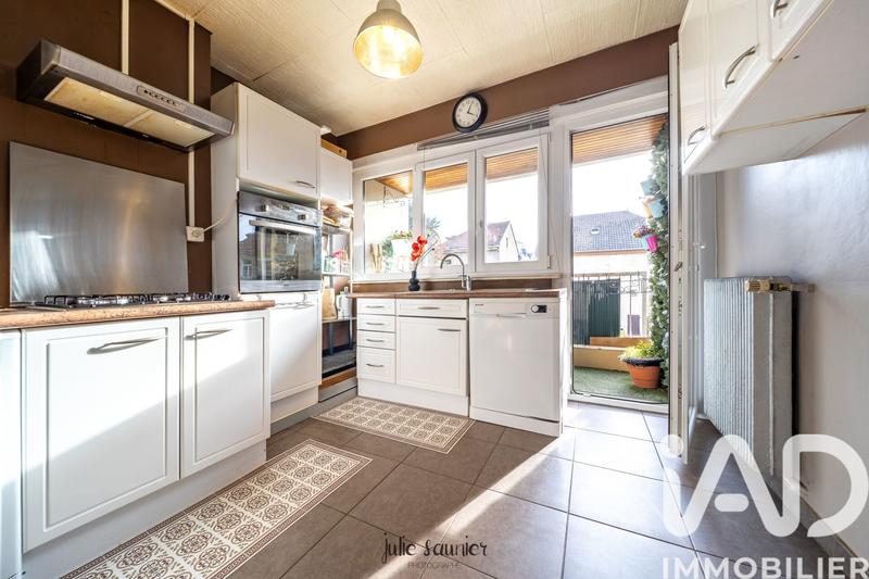 Appartement - 67 m² - 3 pièces