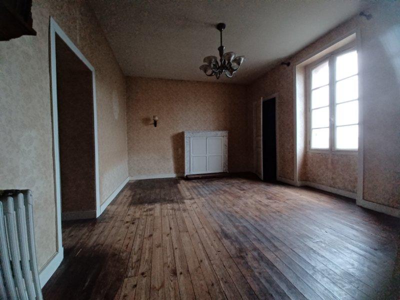 Maison - 150 m² - 9 pièces