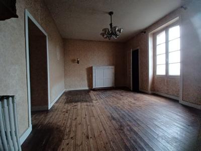 Maison - 150 m² - 9 pièces
