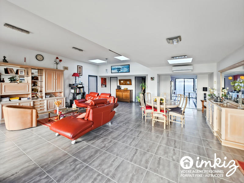 Maison - 172 m² - 8 pièces