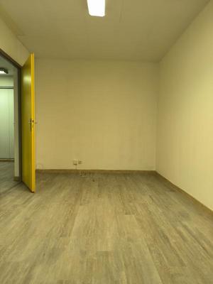 Bureau - 97 m² - 4 pièces