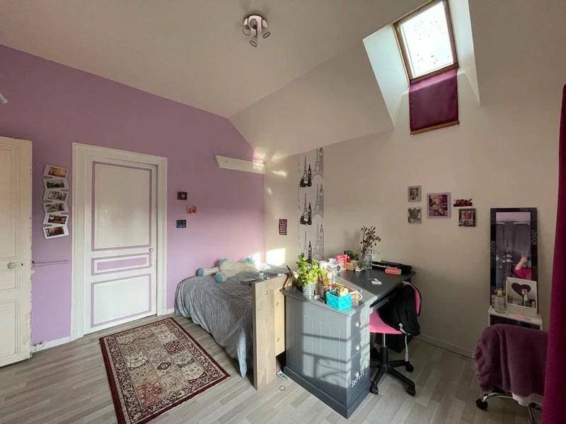 Maison - 231 m² - 9 pièces