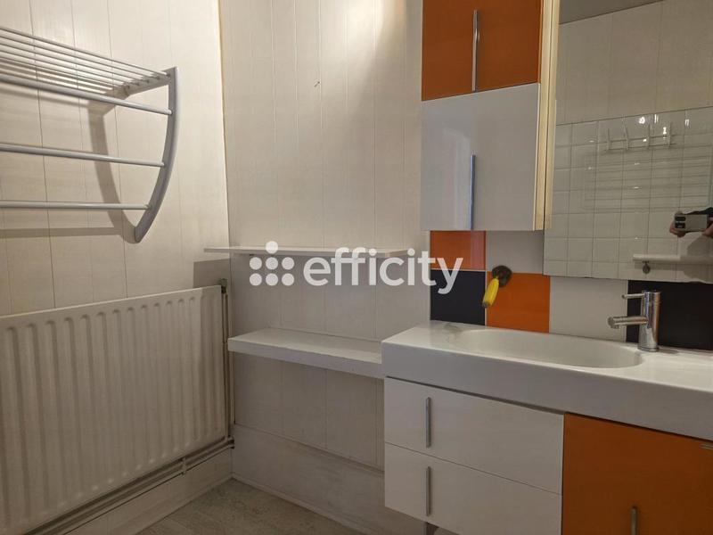Appartement - 77 m² - 3 pièces