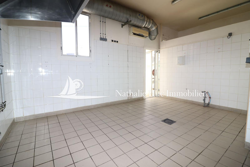 Local commercial - 110 m²