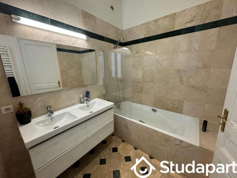 Chambre - 17 m² - 1 pièce