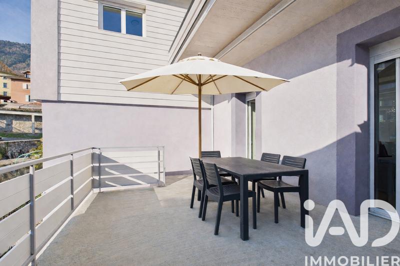 Maison - 166 m² - 7 pièces