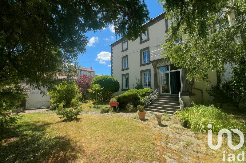 Appartement - 166 m² - 5 pièces