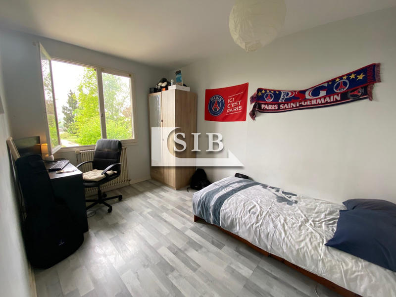 Maison - 96 m² - 5 pièces