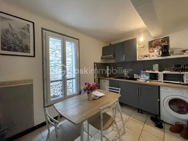 Immeuble - 73 m² - 4 pièces