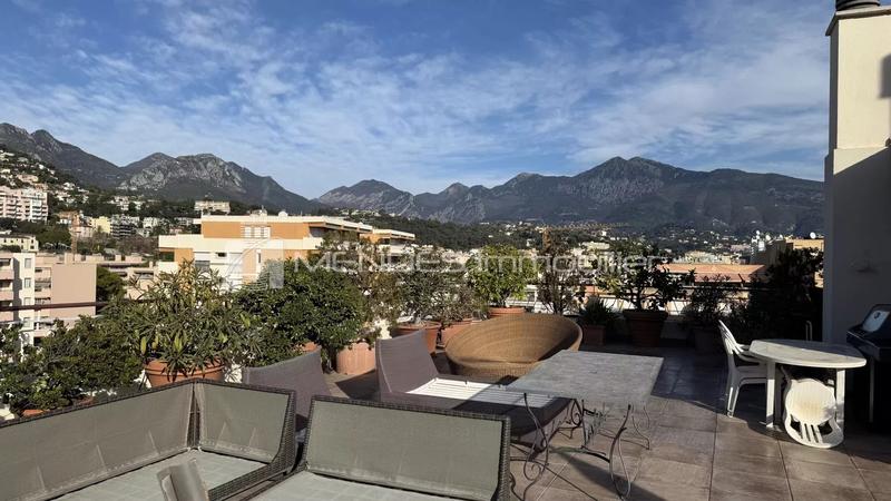 Appartement - 137 m² - 4 pièces