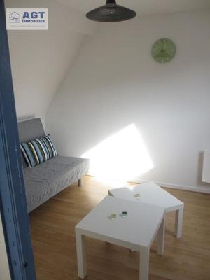 Studio - 12 m² - 1 pièce