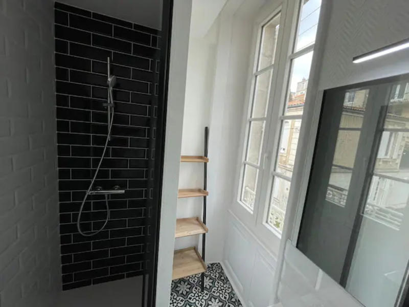 Chambre - 124 m² - 1 pièce