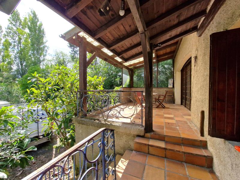 Villa - 193 m² - 7 pièces