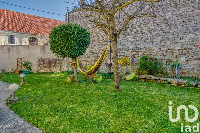 Maison - 202 m² - 8 pièces