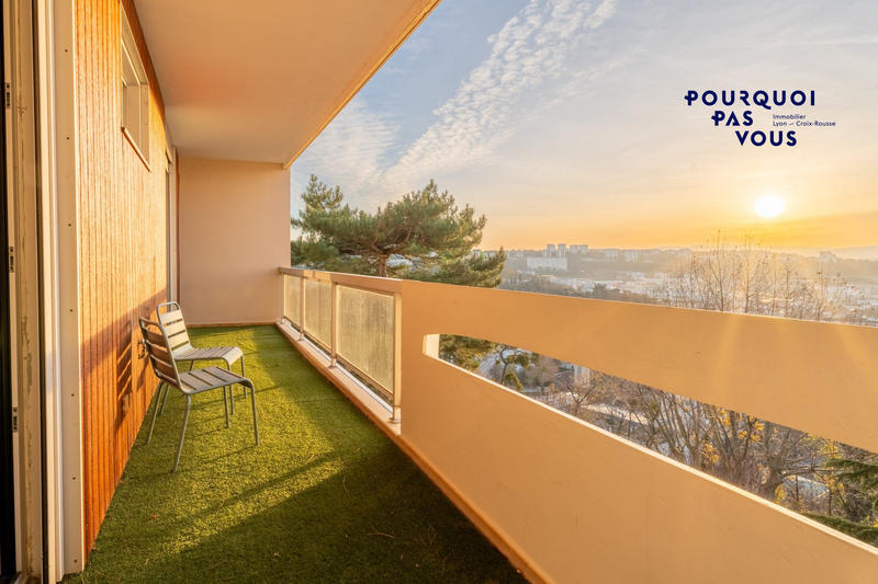 Appartement - 200 m² - 6 pièces