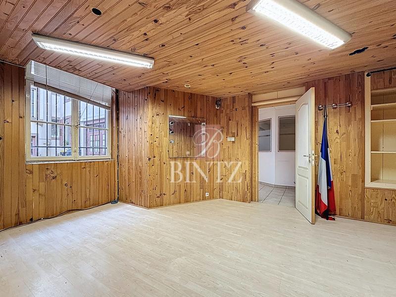 Local commercial - 122 m²