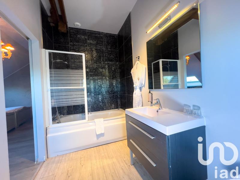 Maison - 513 m² - 11 pièces