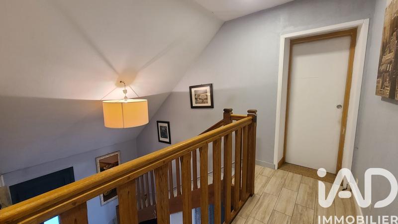 Maison - 183 m² - 8 pièces